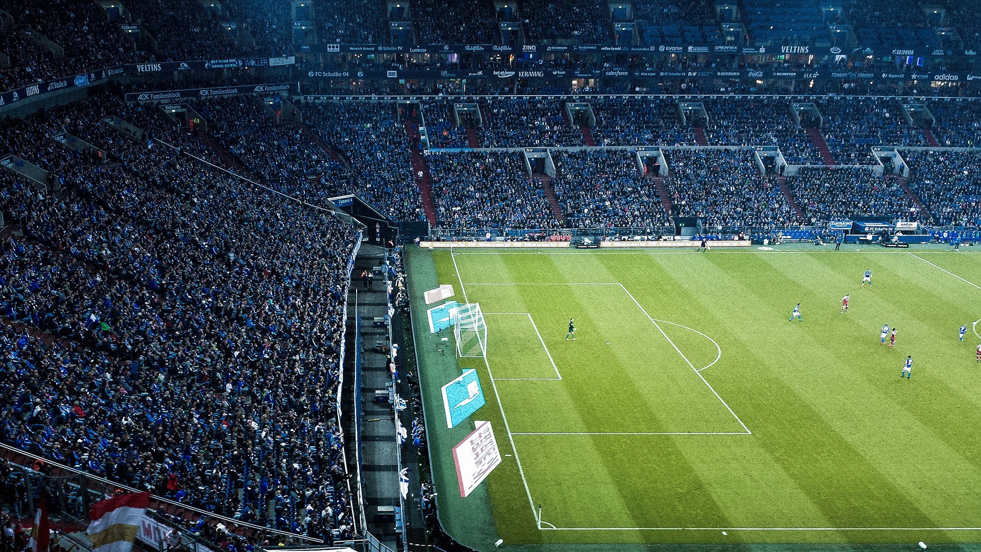 2021年季后赛：库里连续投出关键三分，带领勇士逆风翻盘，库里季后赛得分